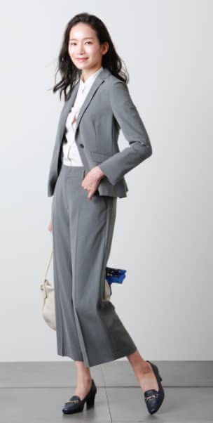 元アパレル店員おすすめ パンツスーツが優秀なレディースブランド10選 Customlife カスタムライフ