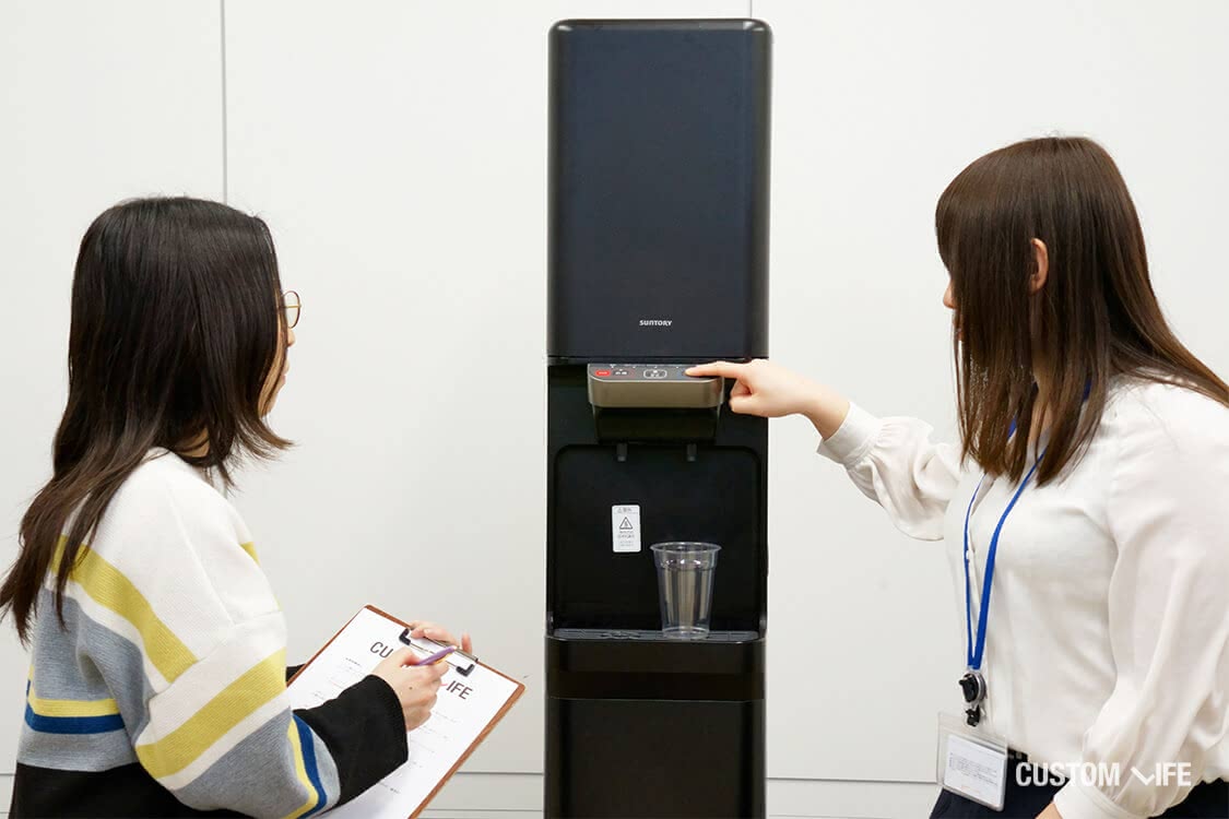 サントリー天然水 ウォーターサーバーのレビュー風景