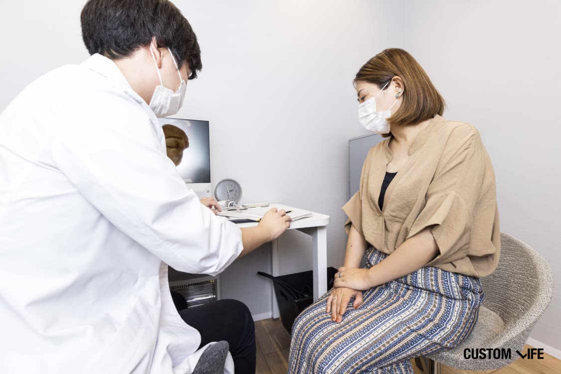 医師の問診の様子