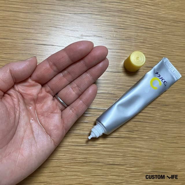 シミ 化粧品 メラノCC メラノCC 薬用 しみ集中対策美容液 口コミ