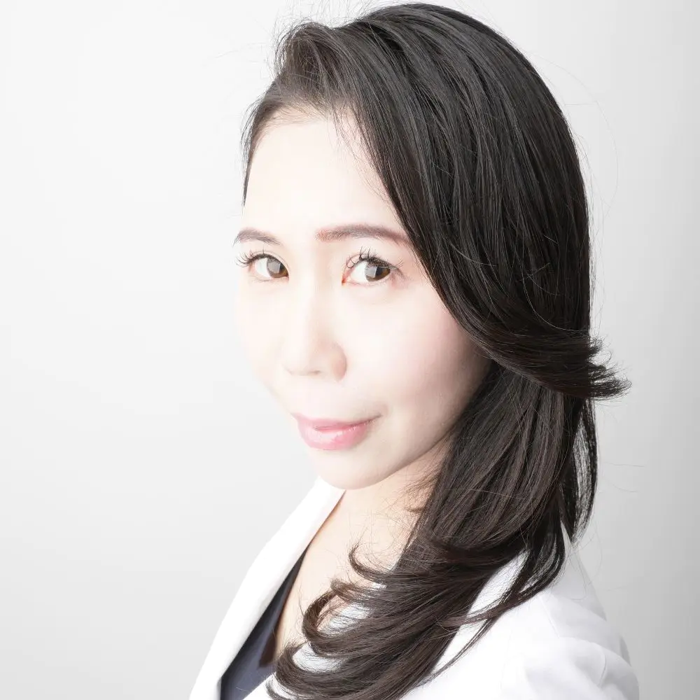 ナイアシンアミド化粧品の監修医師