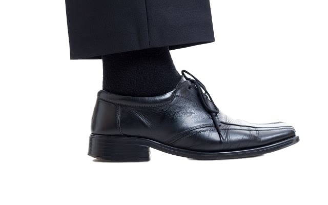 スーツの靴下 シーン別でマナーに沿った選び方のポイントを徹底解説 Customlife カスタムライフ