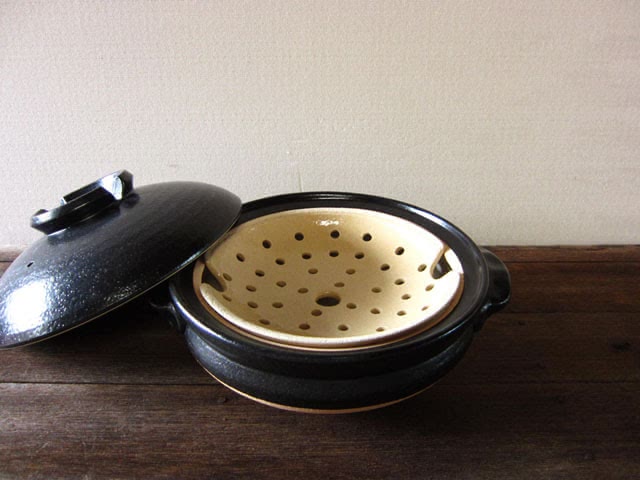 土鍋（カネフサ製陶）の写真